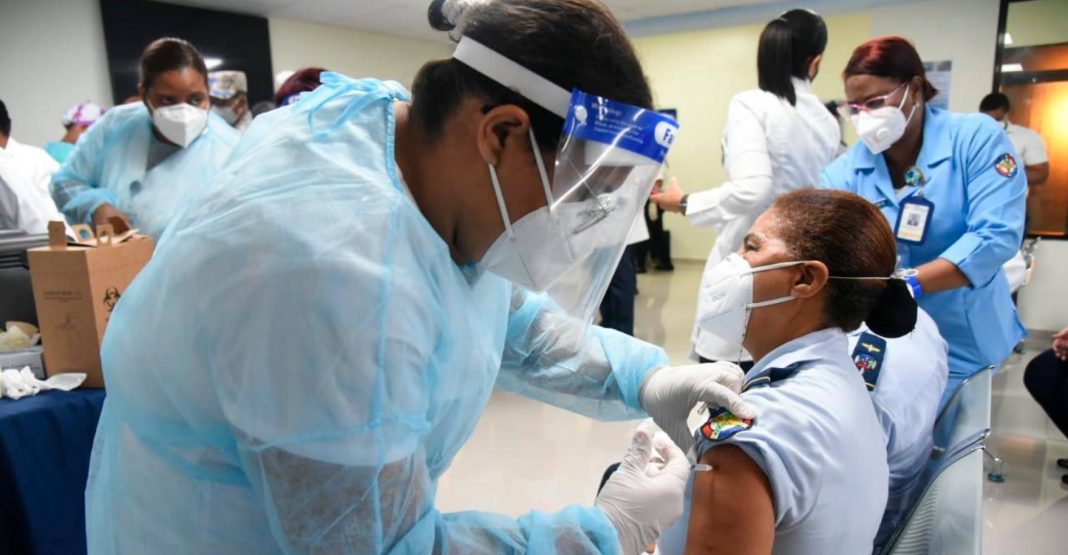 Salud Pública reporta 6 muertes por coronavirus y 823 contagios