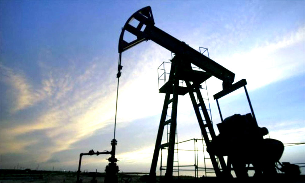 Petróleo de Texas sube un 3,1 % y cierra en 81,27 dólares el barril