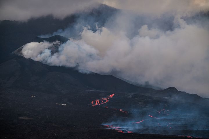 La actividad del volcán de la Palma parece retomar su tendencia descendente