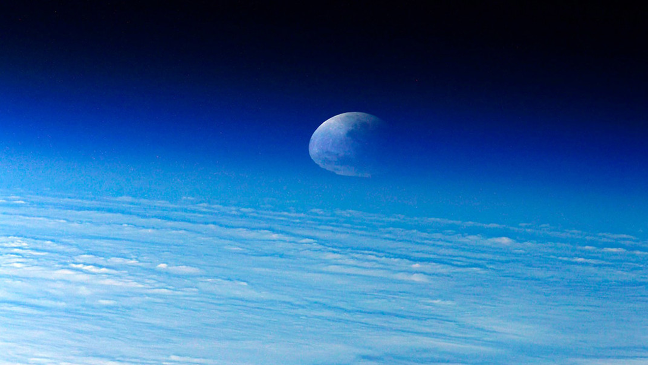 Así se vio el eclipse lunar más largo del siglo desde la Estación Espacial Internacional - Noticias de hoy en República Dominicana | De Último Minuto