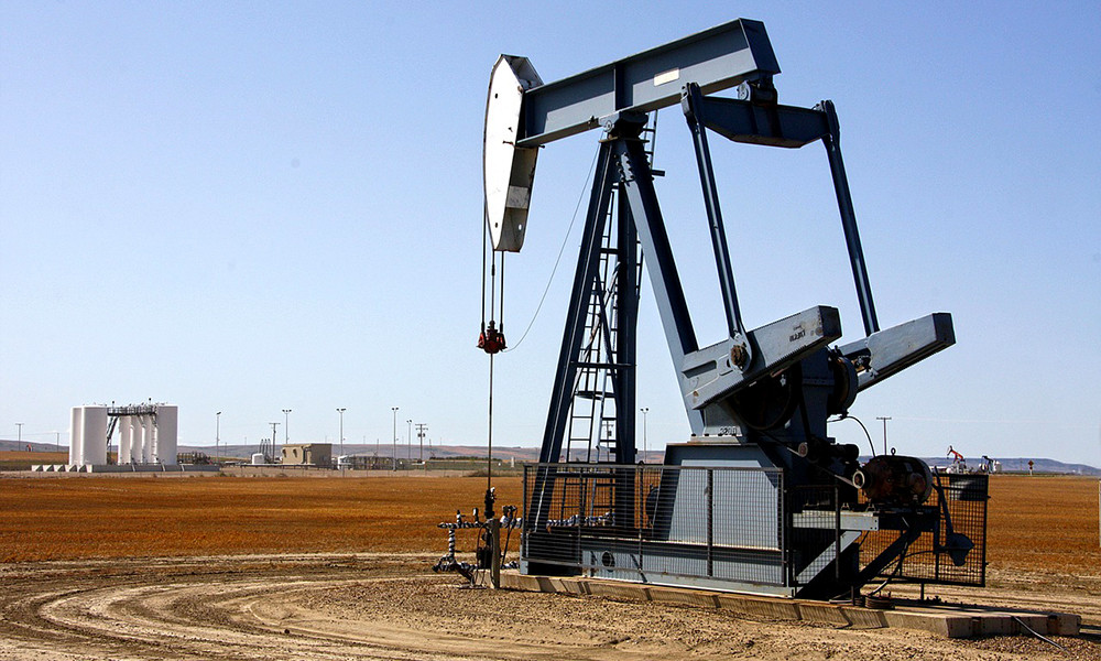 Petróleo de Texas baja un 2,3 % y se sitúa en 112,34 dólares el barril