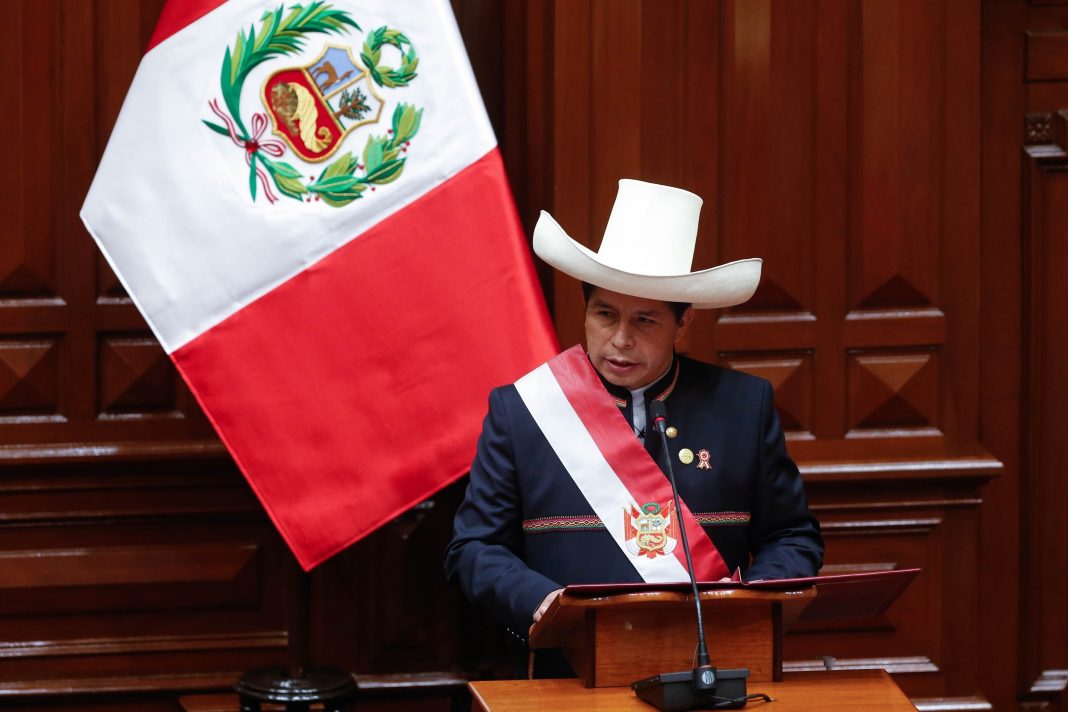 Presidente de Perú renueva compromiso contra la discriminación