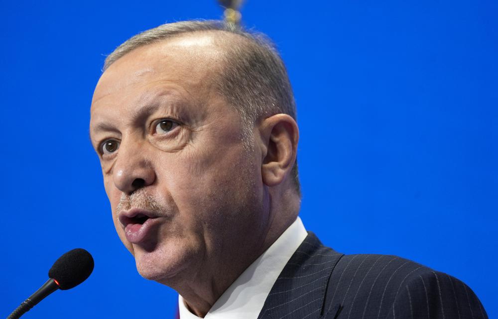 Presidente de Turquía asegura redes sociales atentan contra democracia
