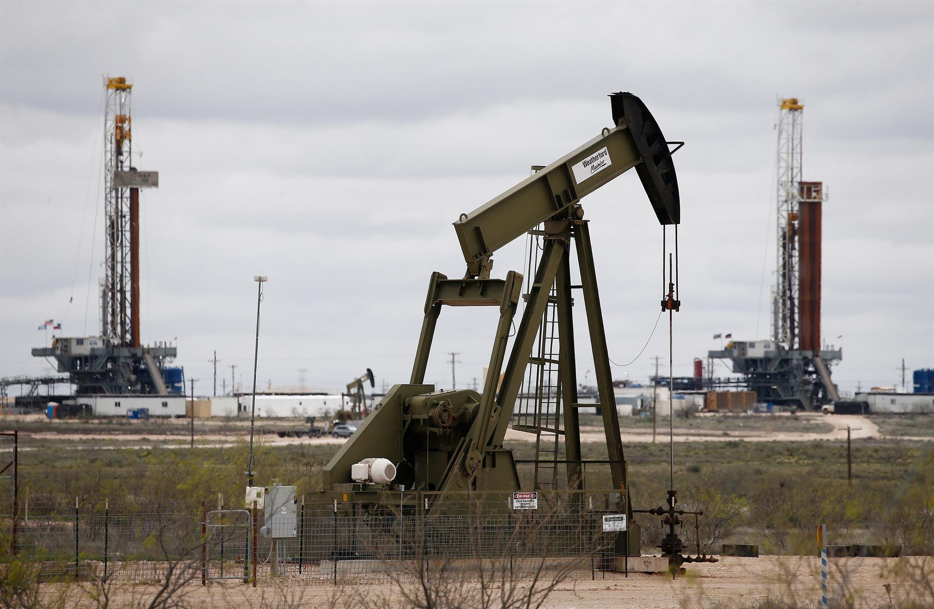 Petróleo de Texas abre con una subida del 0,04 %, hasta 71,15 dólares