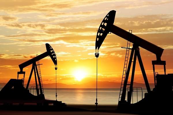 Petróleo de Texas sube un 5,2 % y se sitúa en 114,93 dólares el barril