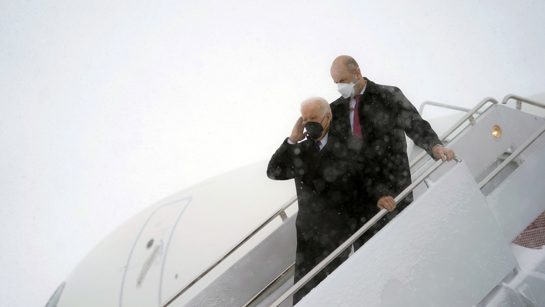 Avión presidencial de Biden queda atrapado por la tormenta de nieve - Noticias de hoy en República Dominicana | De Último Minuto