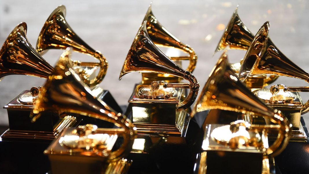 Cancelan la ceremonia de los premios Grammy por la ola de contagios de COVID-19 en EEUU
