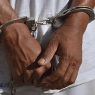 Joven es detenido en Villa Vásquez por sustraer motocicleta en Santiago