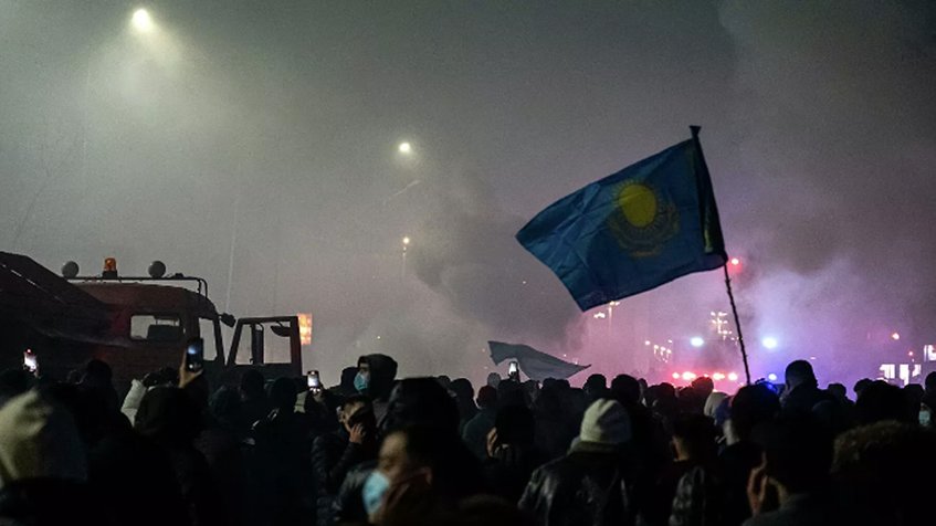 Kazajistán extiende estado de emergencia por disturbios