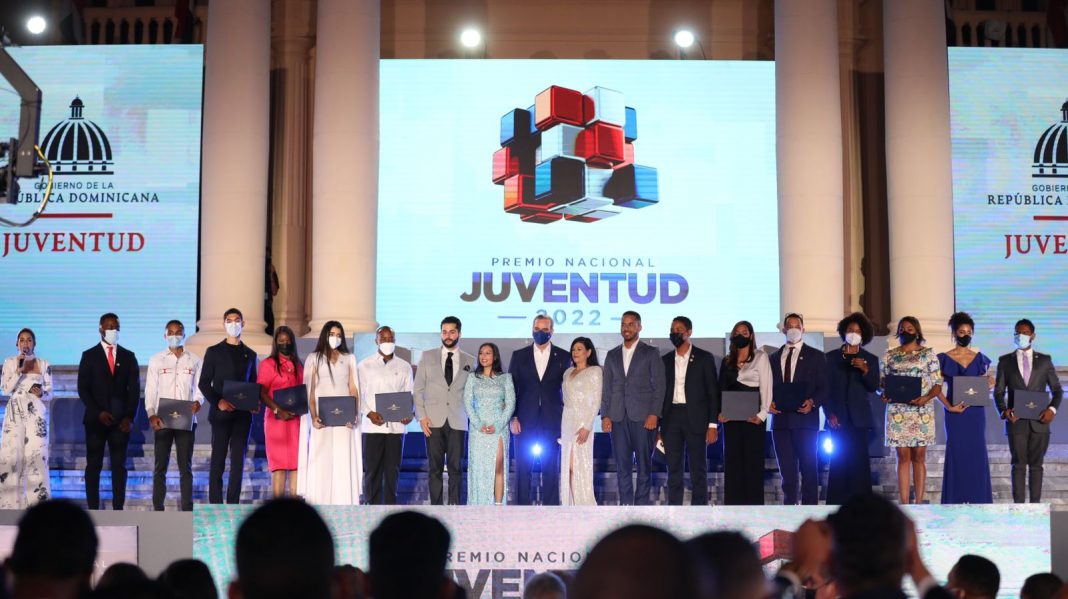 Presidente Abinader encabeza Premio Nacional de la Juventud 2022