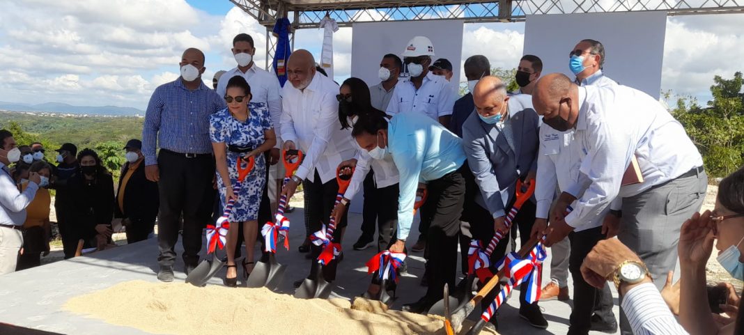 Ministerio de Educación da inicio con primer picazo, la construcción de dos instancias infantiles en Cristo Rey