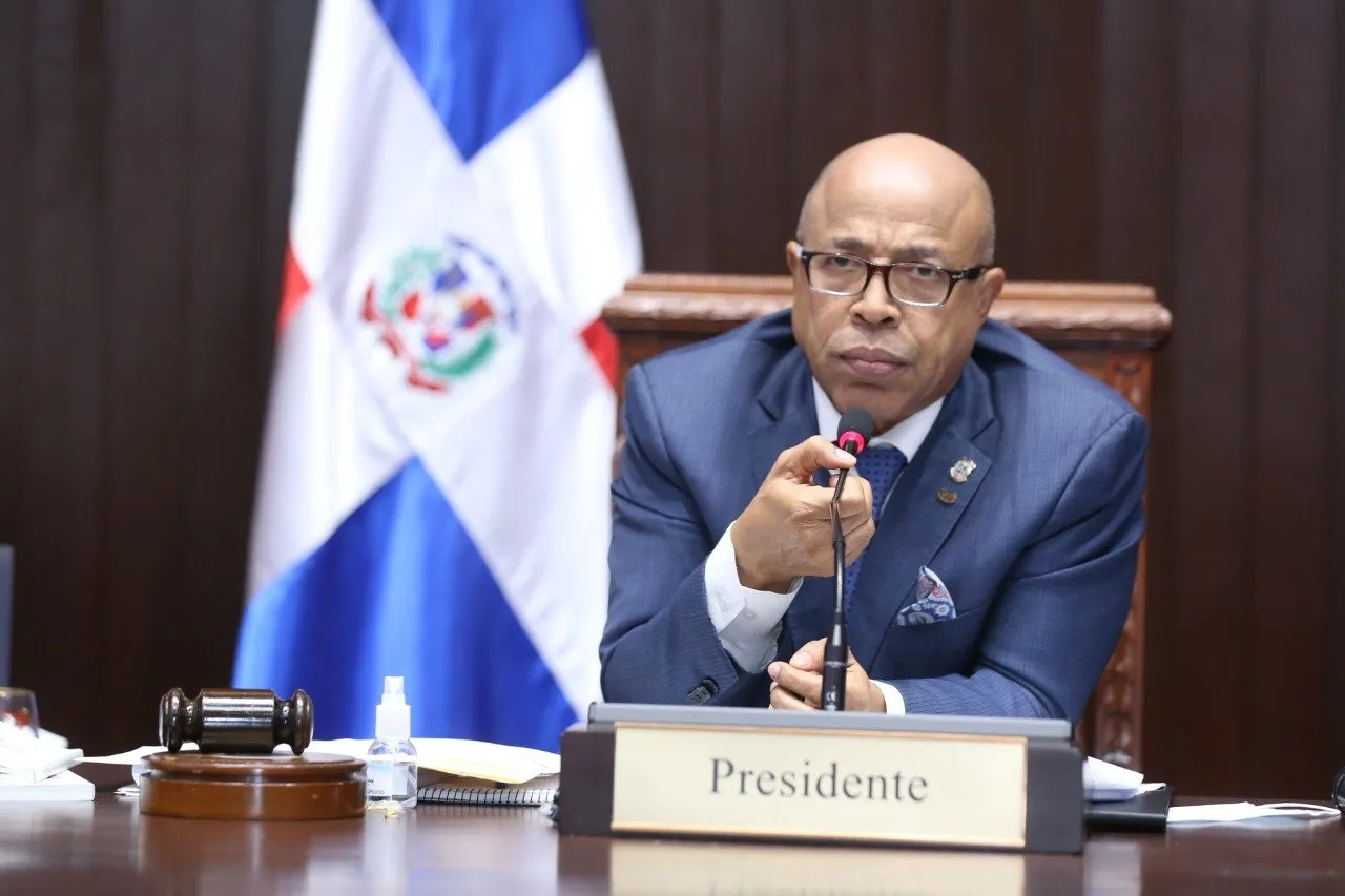 Presentan un nuevo proyecto de Código Penal y lo envían a una comisión - Noticias de hoy en República Dominicana | De Último Minuto