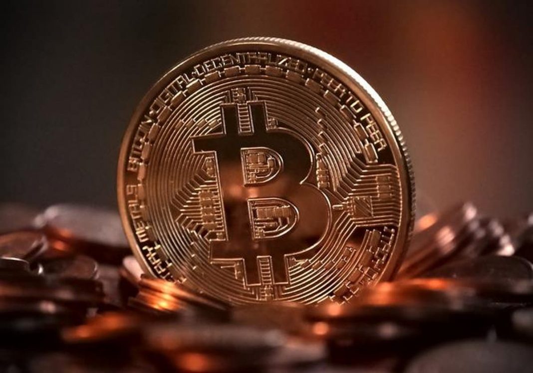 El bitcóin cae un 7% y alcanza un nuevo mínimo desde julio del 2021