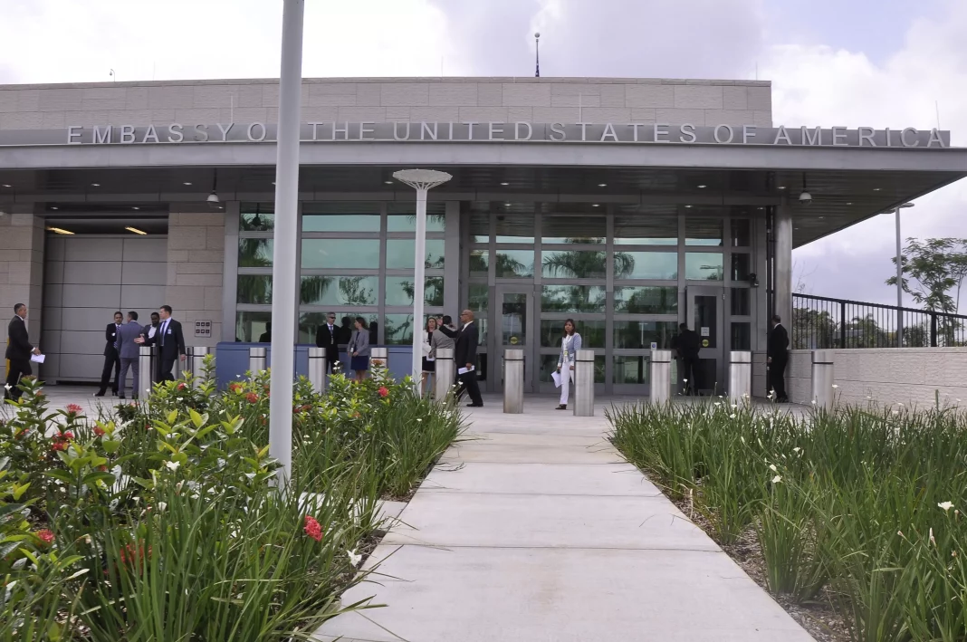 Embajada de EEUU en RD reagendará citas de visas debido a falta de personal por  la COVID-19