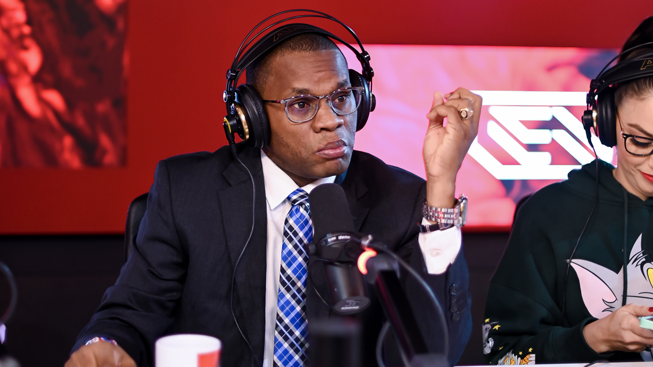 Tolentino "corta" su carnet de ARS Humano; pide intervención del Presidente - Noticias de hoy en República Dominicana | De Último Minuto