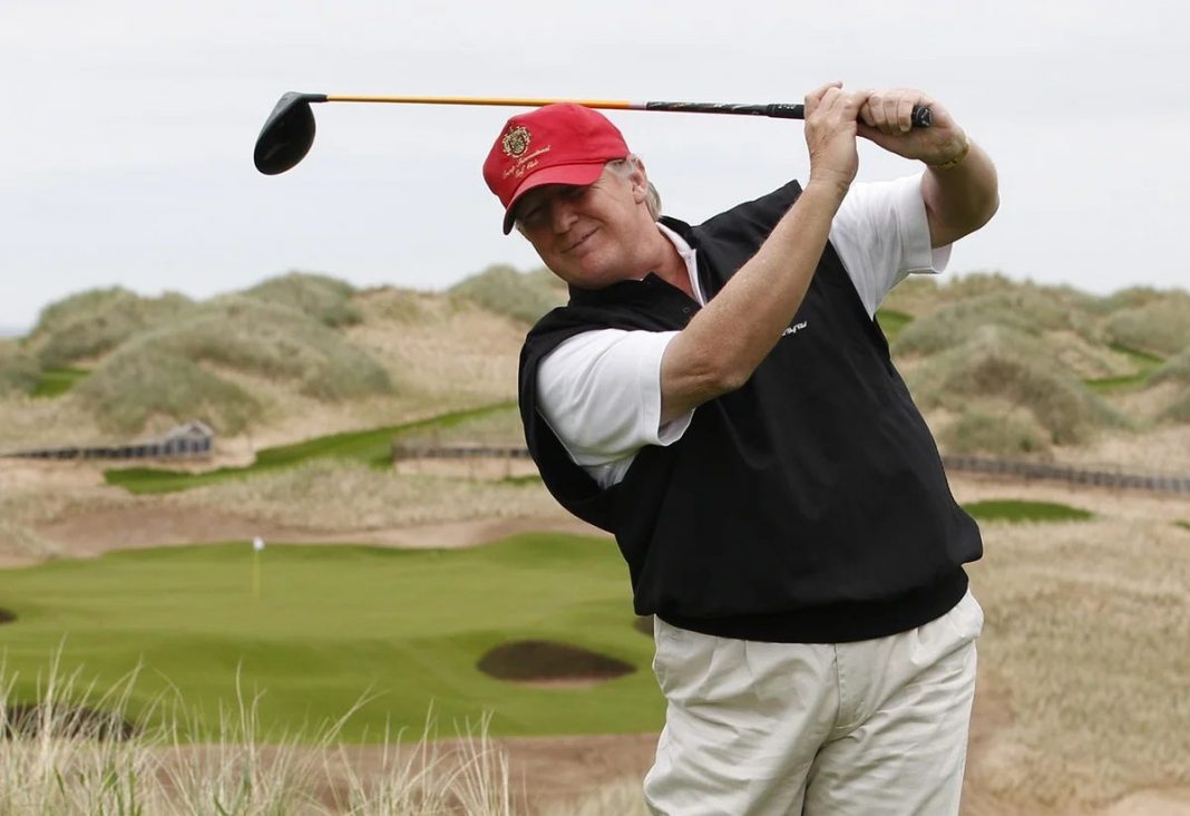 Trump planea construir cuatro torres en su club de golf de Doral en Florida
