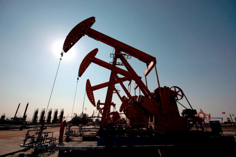 Petróleo Brent sube un 4 %, hasta 108,78 dólares