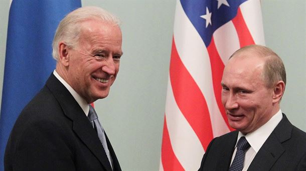 Biden y Putin hablarán por teléfono sobre Ucrania el sábado