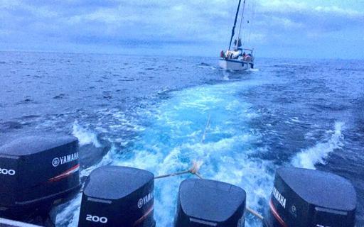 Rescatan un velero con 2 estadounidenses en la costa noreste de PR