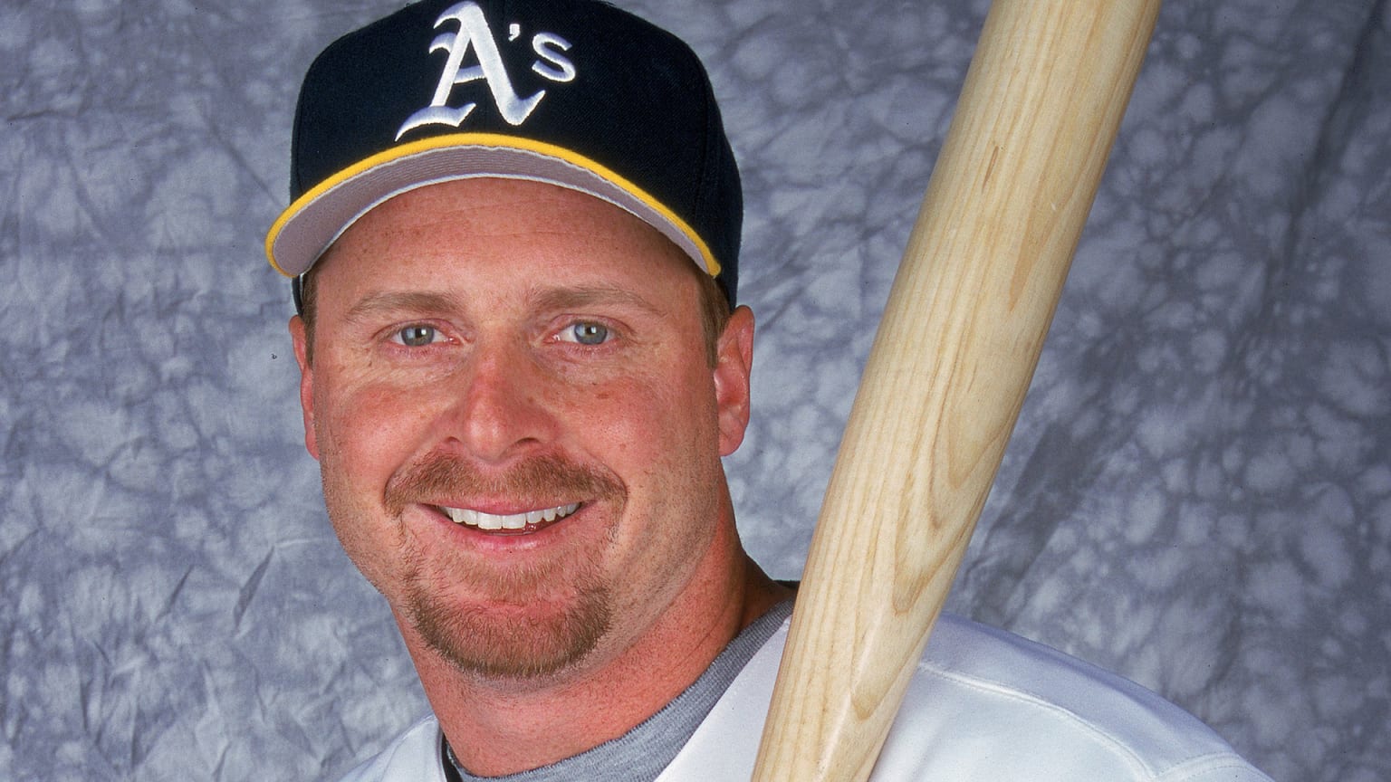 Muere exjugador de Grandes Ligas, Jeremy Giambi