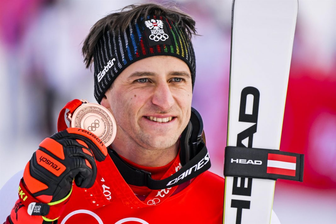 Austriaco Matthias Mayer revalida título de supergigante en Pekín 2022