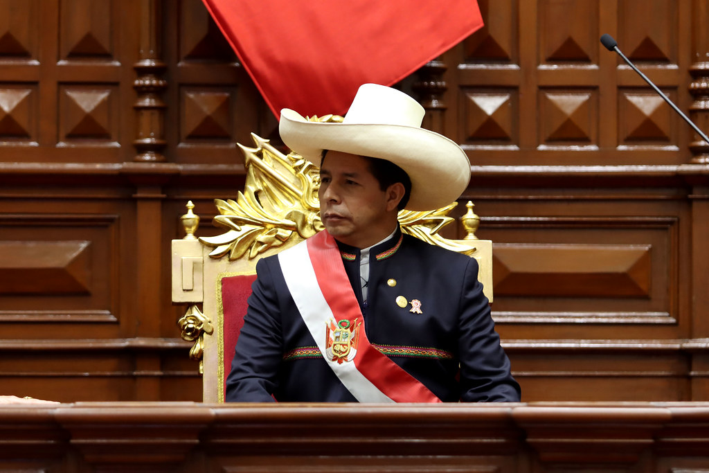 Fiscalía allana Palacio de Gobierno en Perú a raíz del caso de la cuñada de Castillo