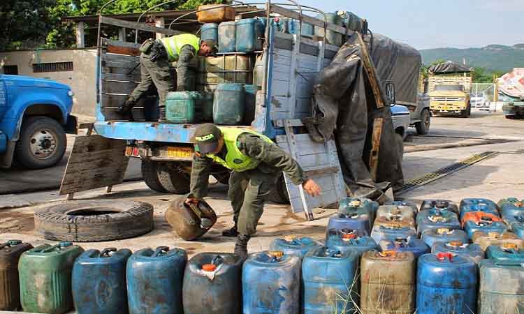 Detienen un exalcalde venezolano por contrabando de combustible