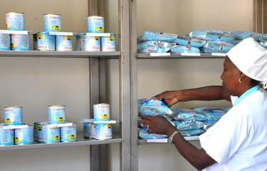 Cuba admite que hay escases de leche en polvo para embarazadas y niños enfermos