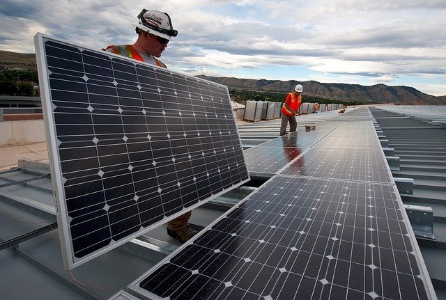 Empresa china líder en energía solar abrirá oficina en RD