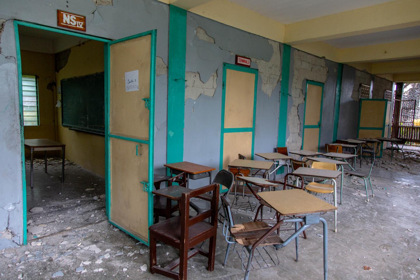 Denuncian hay más de 1.000 escuelas sin reconstruir tras terremoto en Haití - Noticias de hoy en República Dominicana | De Último Minuto