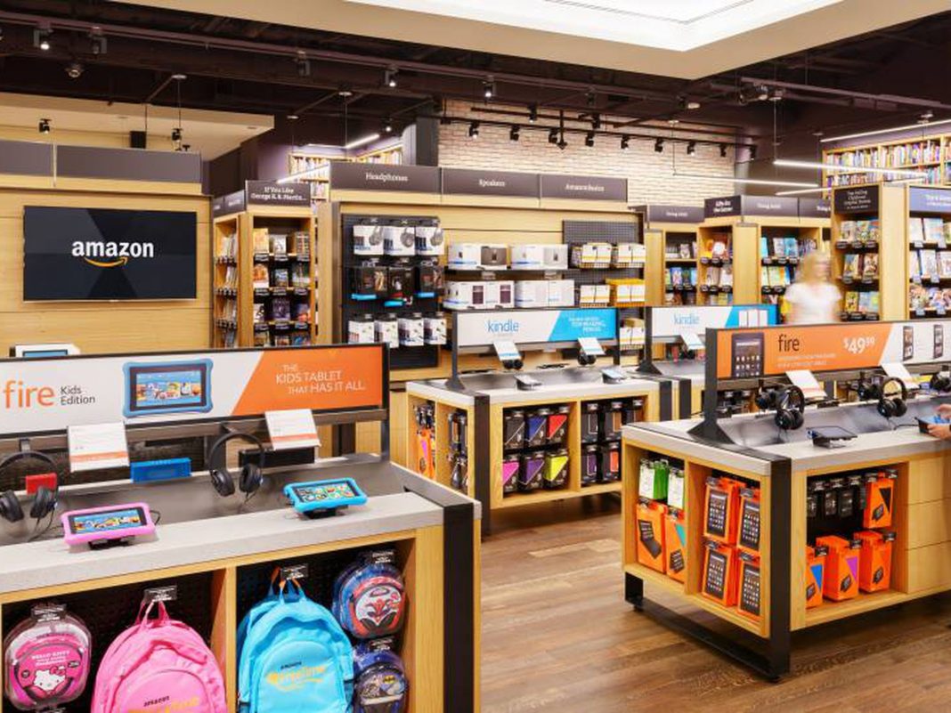 Amazon cerrará decenas de tiendas físicas, incluidas todas sus librerías