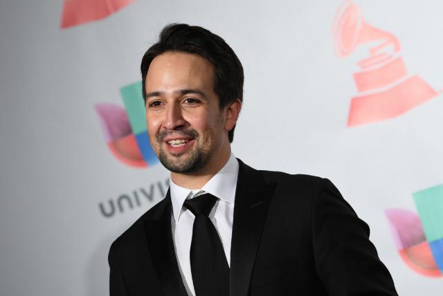 Lin-Manuel Miranda no se presentará en los Oscar tras positivo a COVID-19 de su esposa