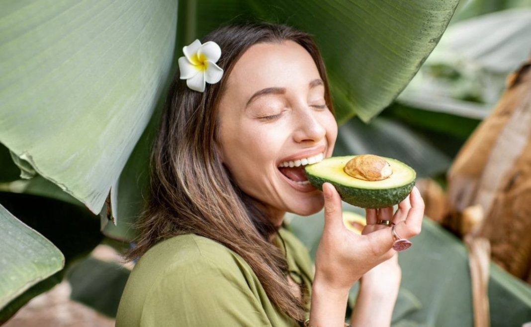 Estos son los beneficios de comer aguacate al menos dos veces a la semana, según los científicos