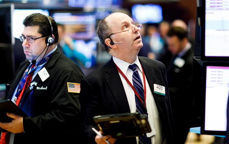 Wall Street cierra en rojo y el Dow Jones baja un 0,58 %