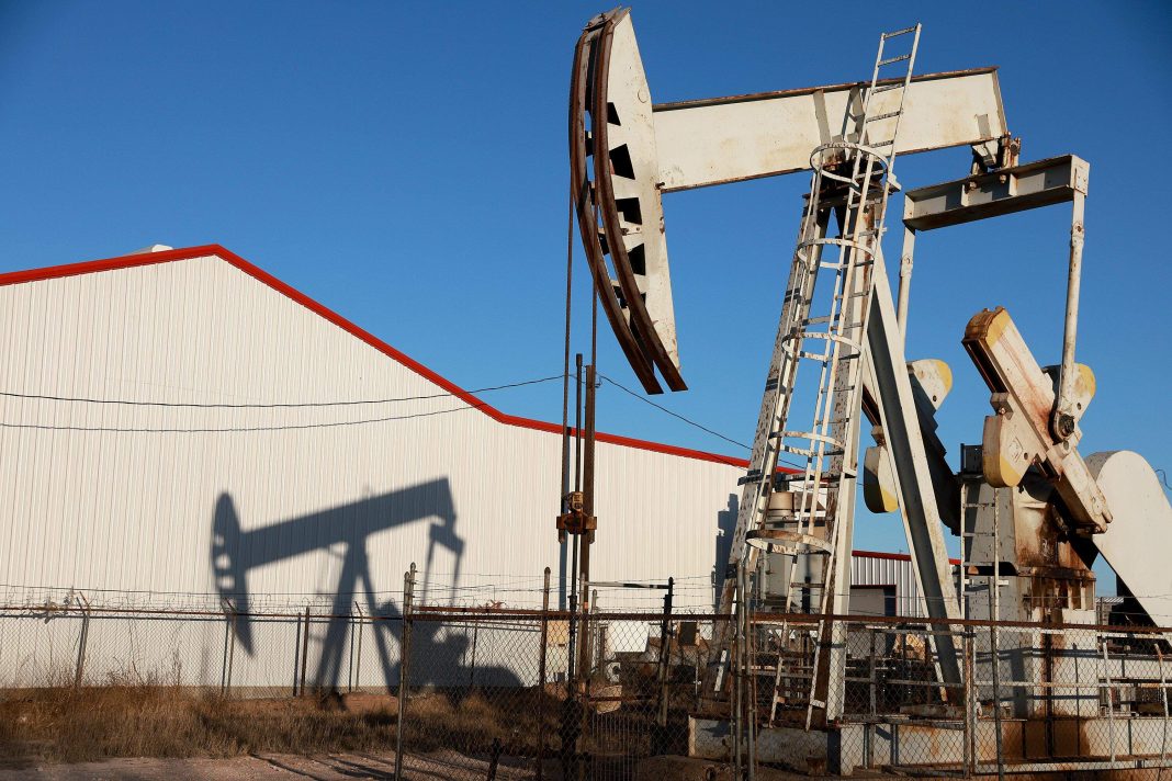 Petróleo de Texas cierra con un alza del 0,4% hasta 106,13 dólares