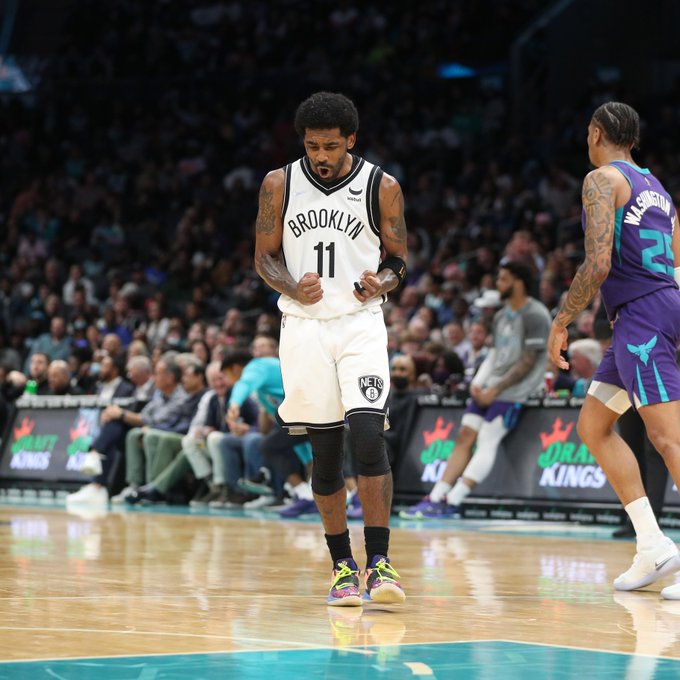 Kyrie Irving anota 50 puntos y los Nets cortan racha de derrotas