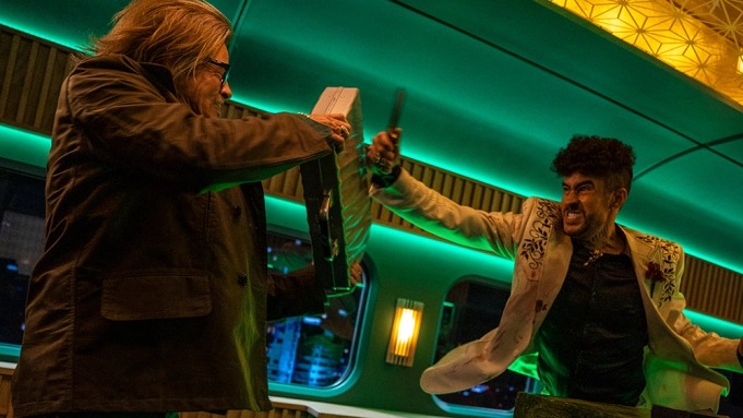 Brad Pitt lucha contra Bad Bunny en nuevo tráiler de la película 'Bullet Train'