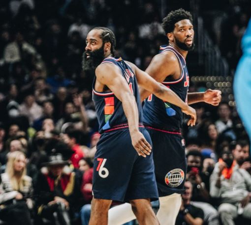 Harden y Embiid lideran victoria de los Philadelphia 76ers