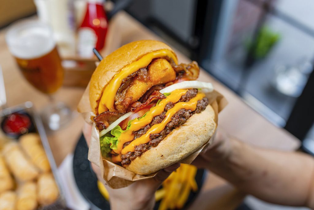 El 28 de mayo es Día Internacional de la Hamburguesa: Celebrando un ícono gastronómico global | 3 | Hamburguesa