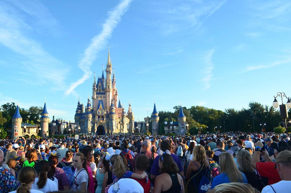 Disney perderá su autogobierno en Orlando tras enfadar al gobernador DeSantis