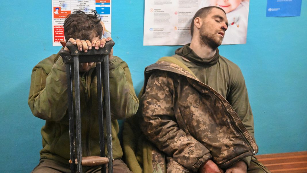 Confirman que 1,026 soldados de las Fuerzas Armadas de Ucrania se rindieron en Mariúpol