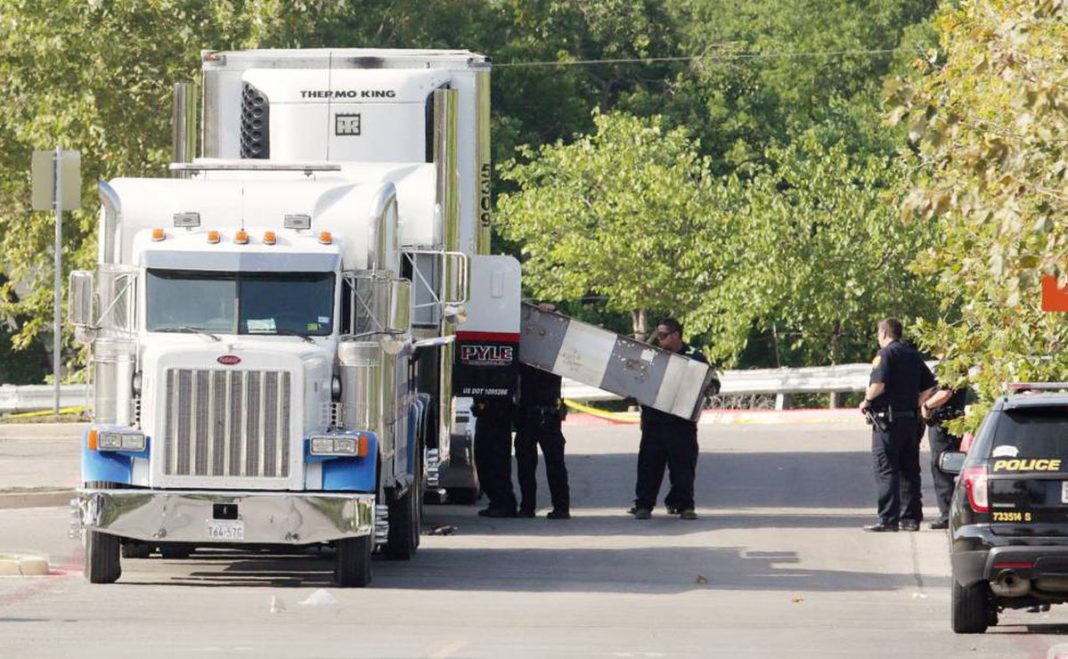EEUU tilda de innecesarias las revisiones de camiones de Texas en la frontera