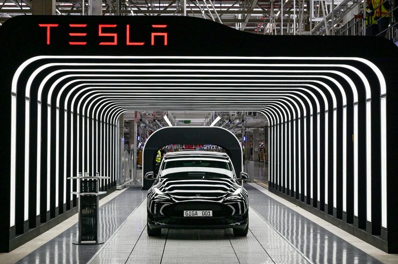 Los beneficios netos de Tesla ascienden a 3.318 millones el primer trimestre