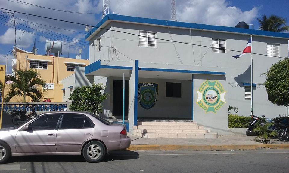 Ordenan cambio de dotación policial en Ocoa; piden investigación en muerte de joven