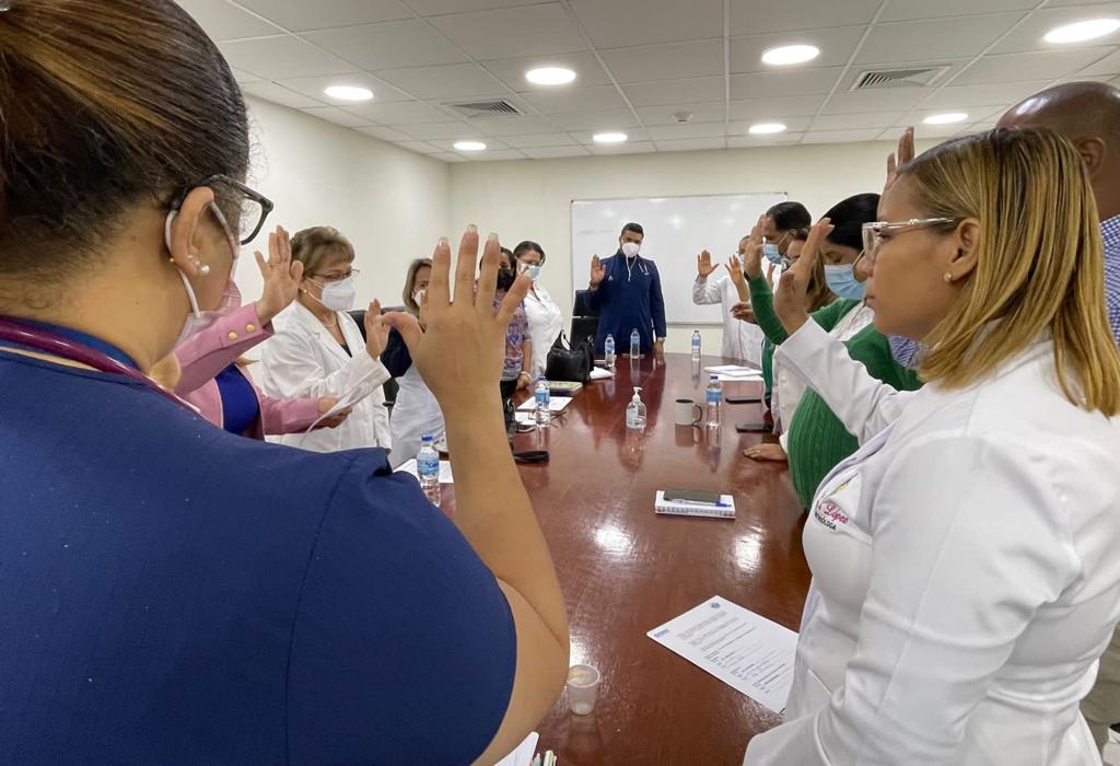 Juramentan Comité de Medicina Transfusional en Hospital Regional Infantil Arturo Grullón