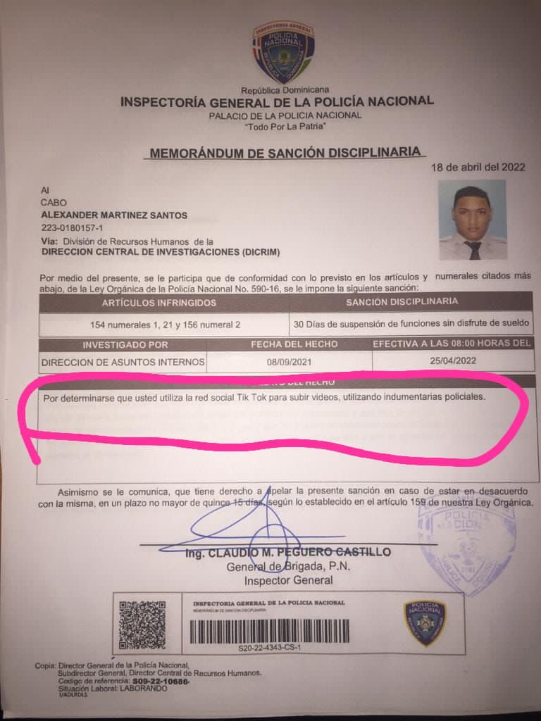 Suspenden a cabo de la Policía por subir videos en TikTok con uniforme de la entidad - Noticias de hoy en República Dominicana | De Último Minuto
