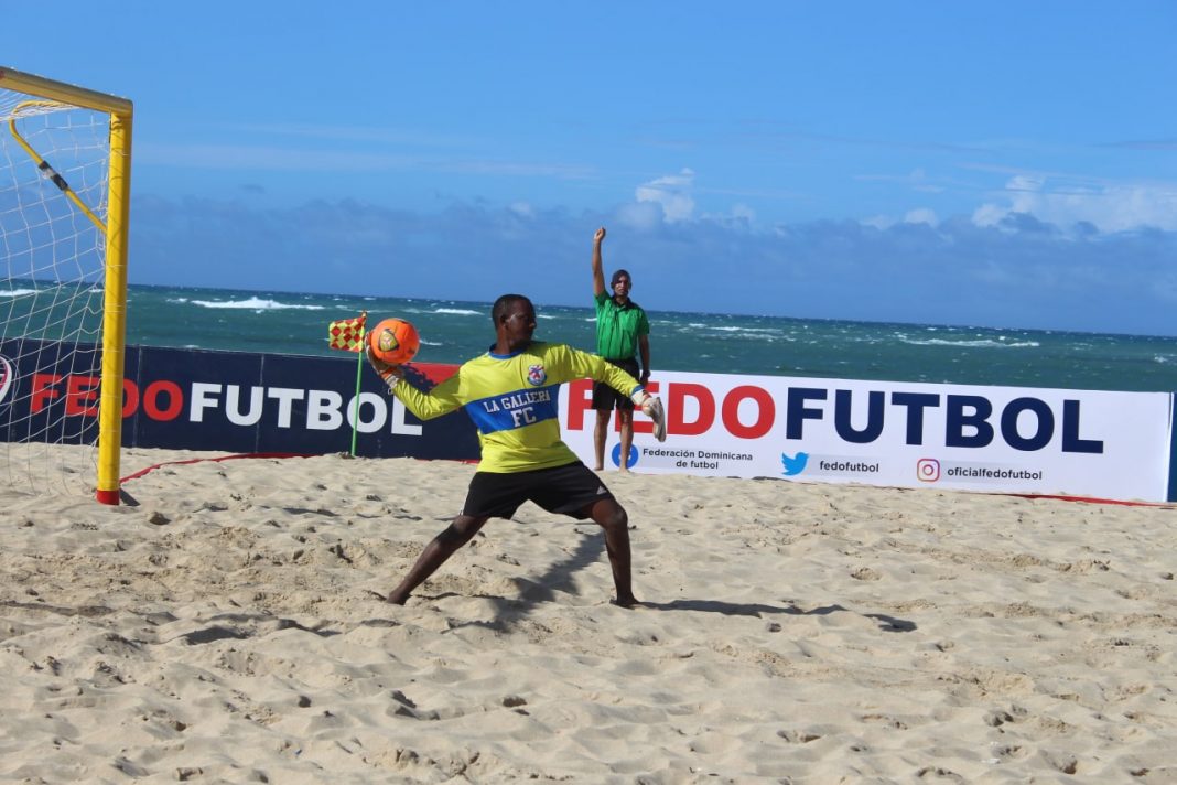 5 de Abril y Atlético Romana Jr. a la final de la Copa de Fútbol Playa