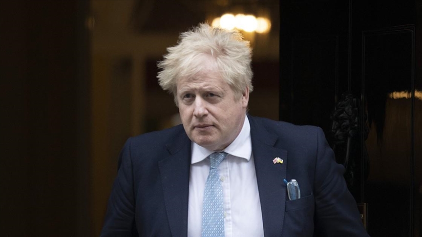 Dimite ministro para Irlanda del Norte en protesta contra Boris Johnson