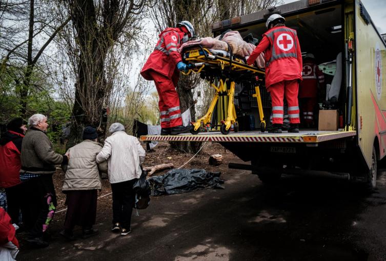 Cinco muertos, entre ellos un bebe, y 18 heridos en ataques rusos en Odesa