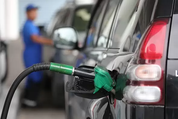 Precios de los combustibles se mantienen sin variación
